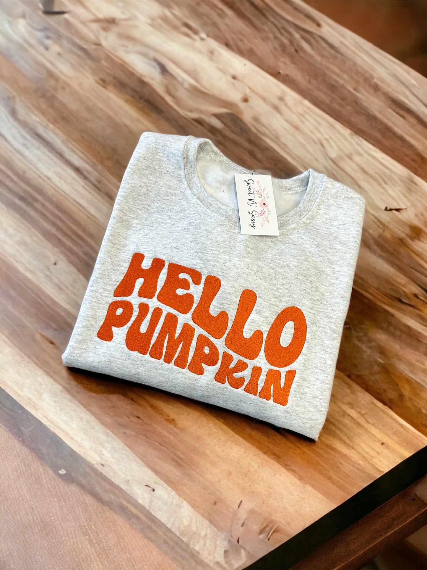 HELLO PUMPKIN SWEATSHIRT